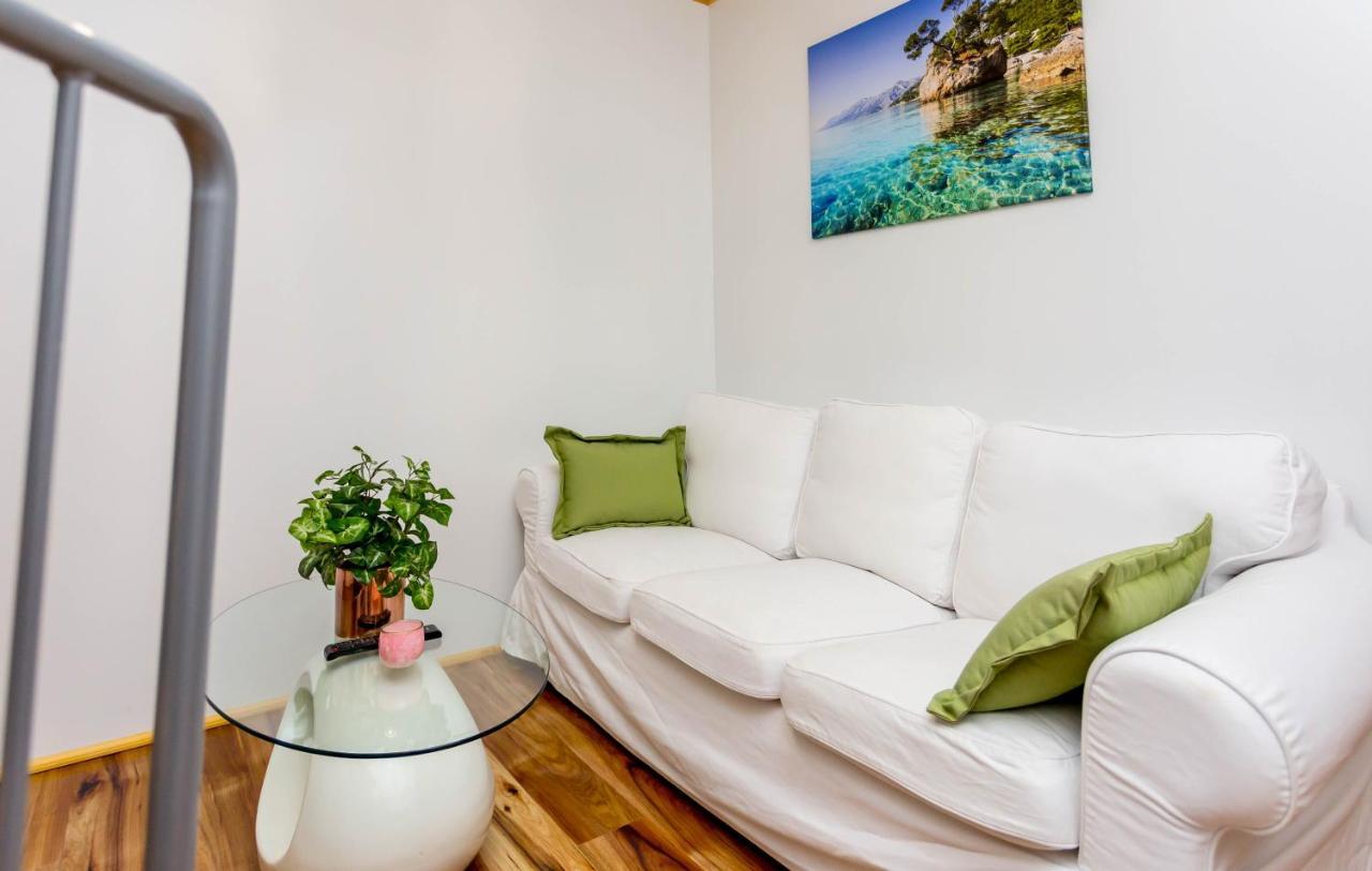 Holiday House Antique Kostanje Ngoại thất bức ảnh